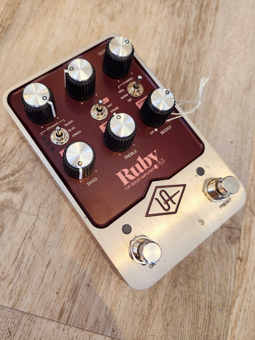 Universal Audio Ruby '63 Top Boost