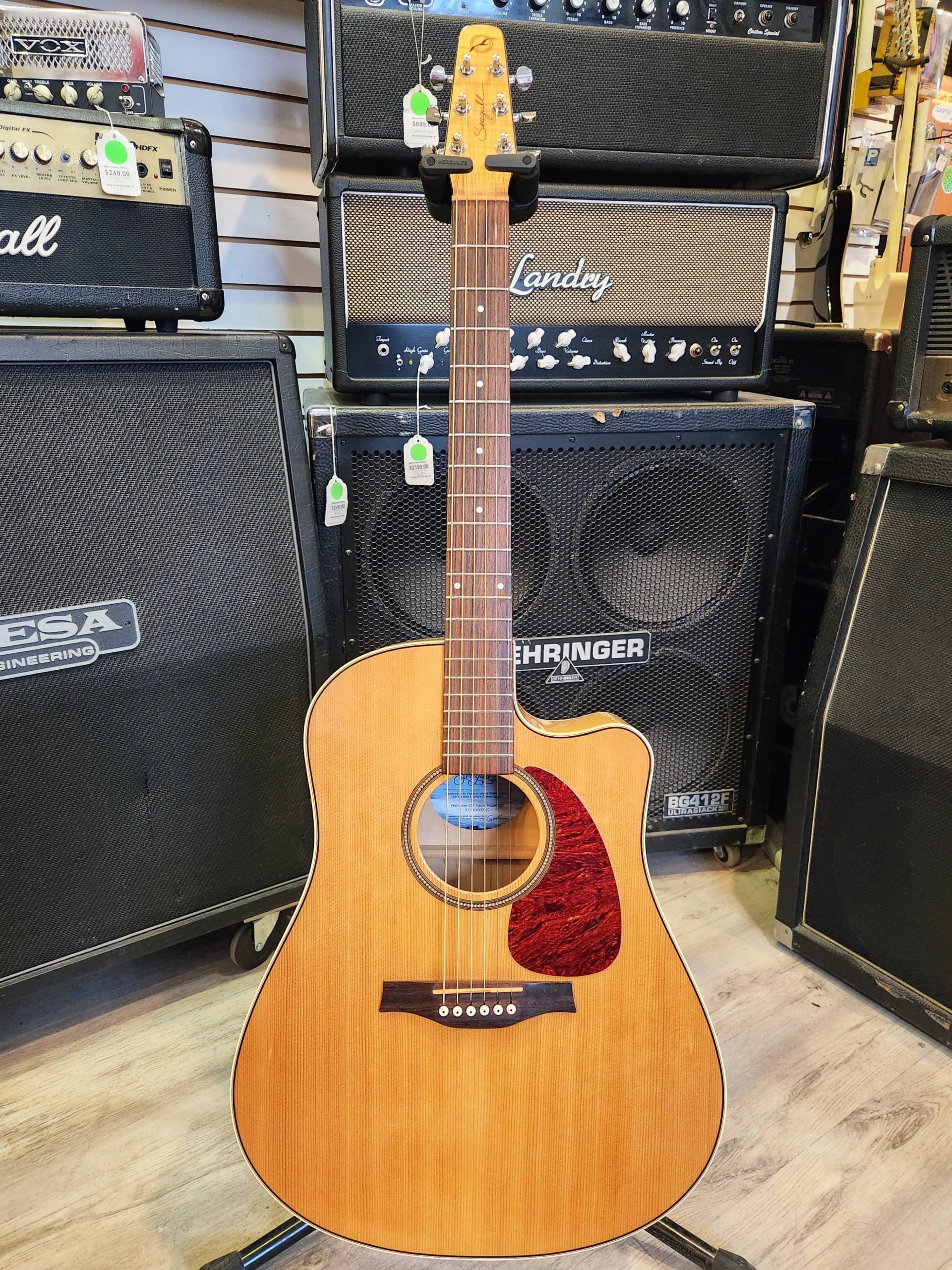 Seagull Performer CW Flame Maple
