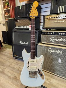 Fender Modern Player Mustang