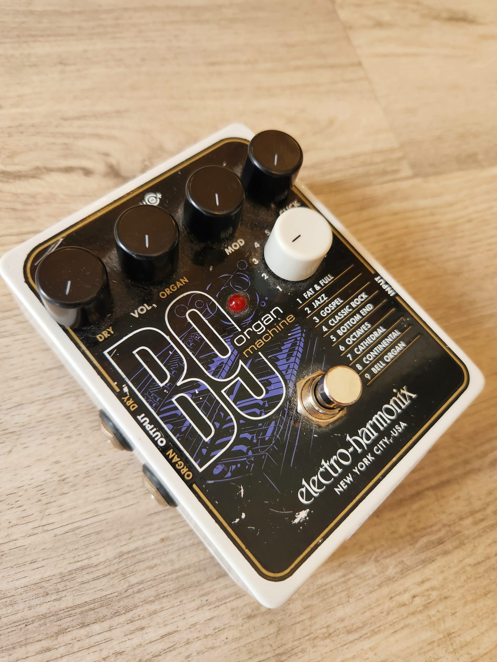 Electro-Harmonix B9 Organ Machine