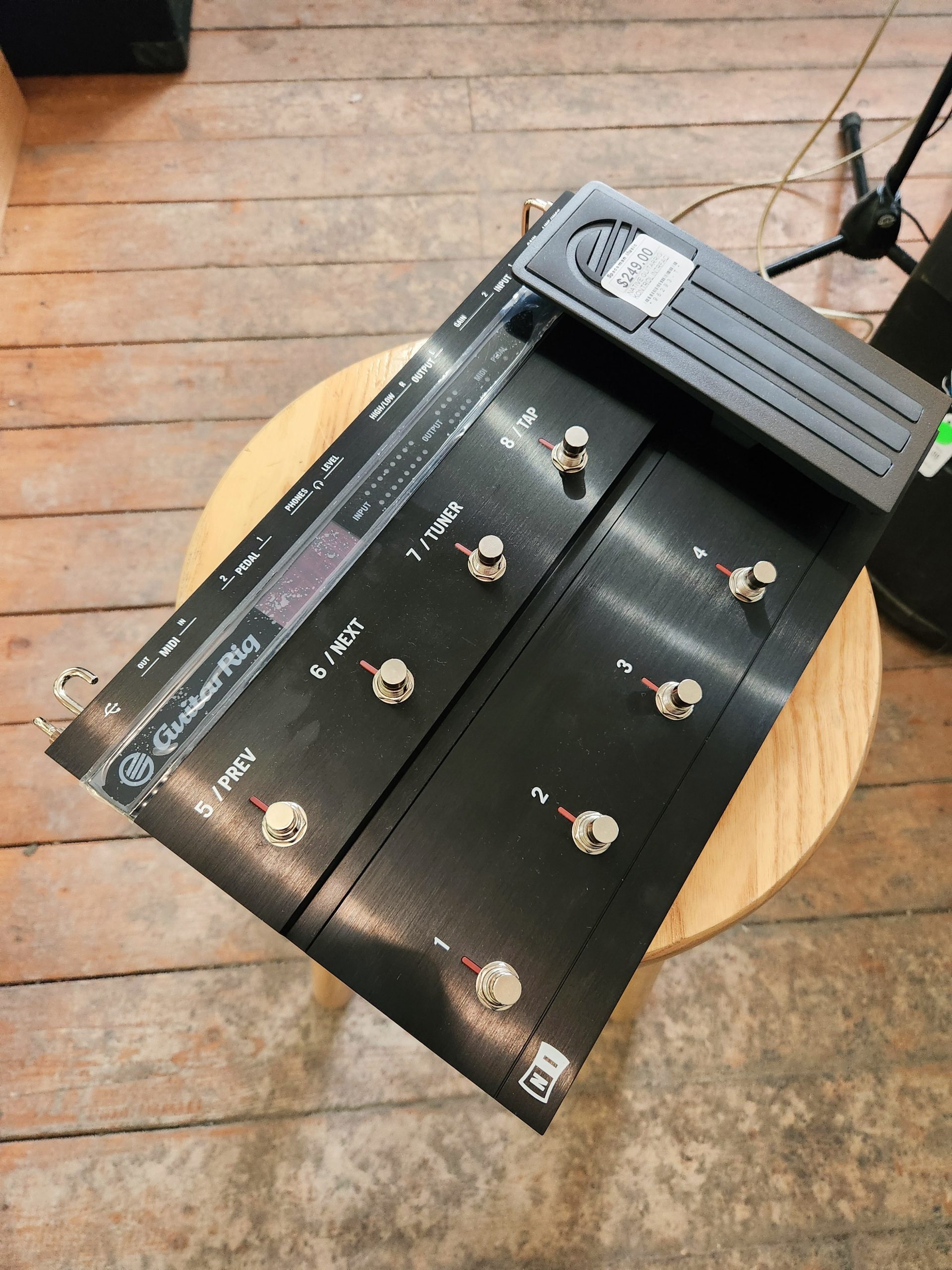 Native Instruments Rig Kontrol 3 - Hardware