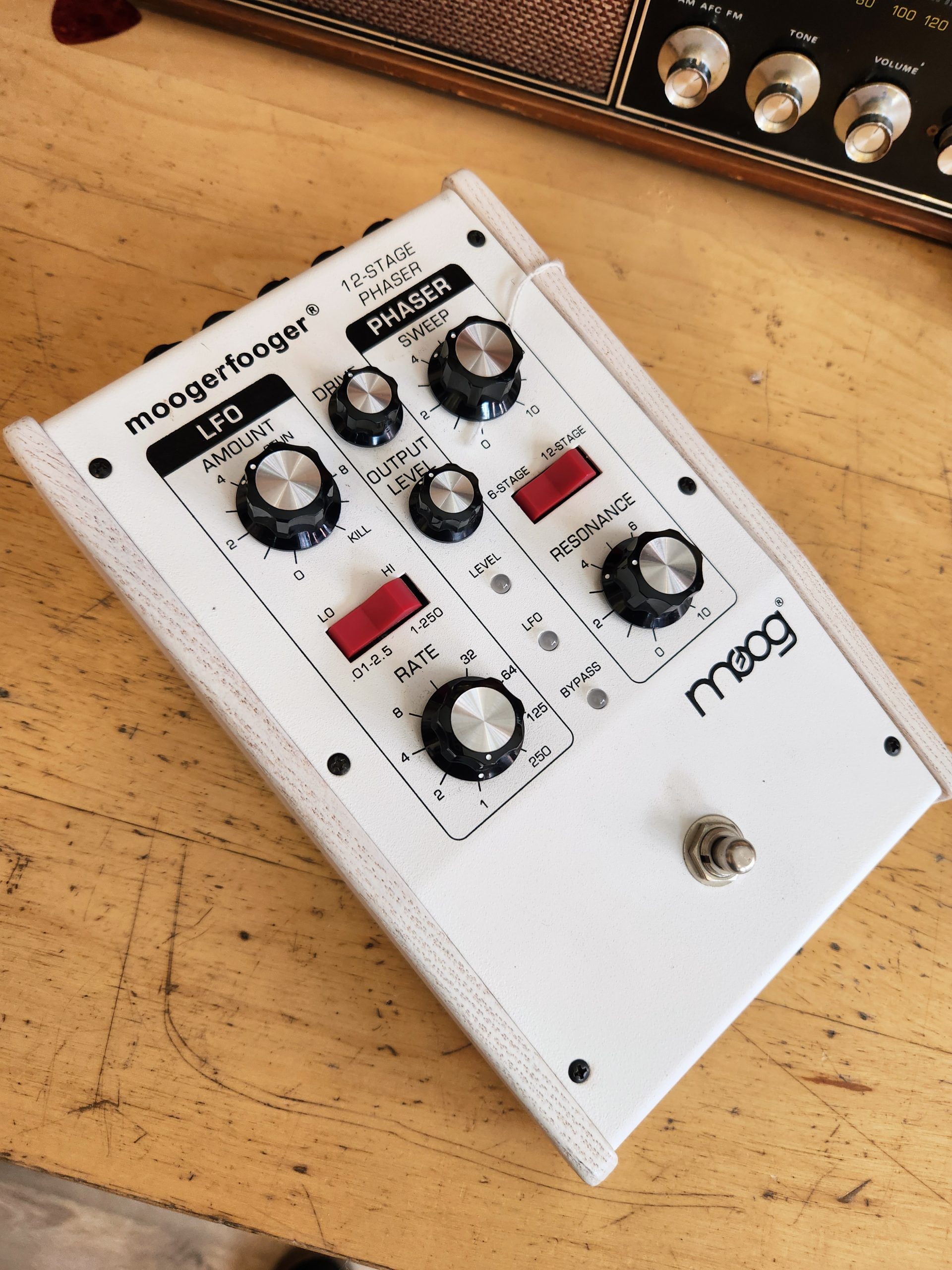 Moog Moogerfooger MF-103 12 Step Phaser