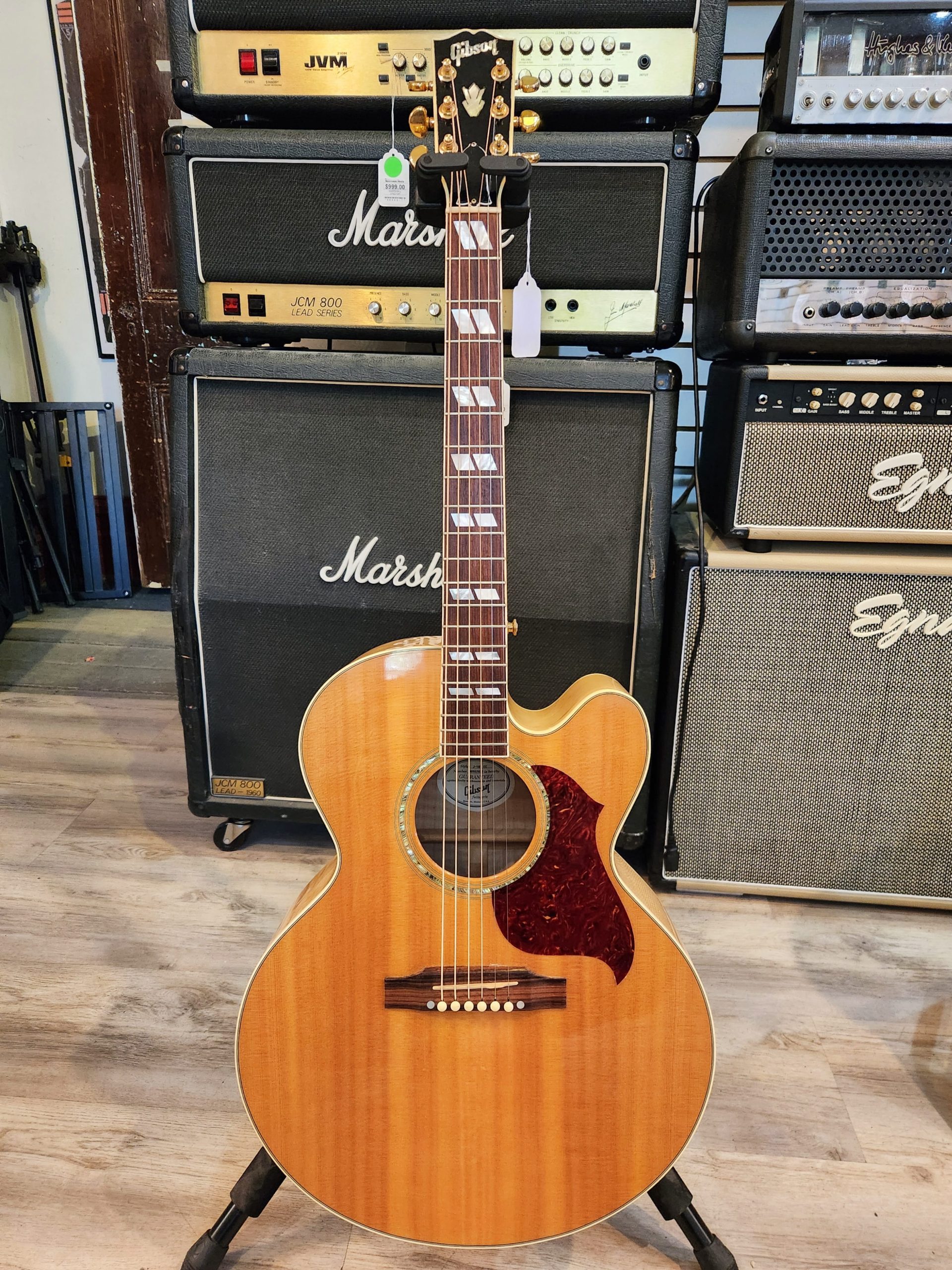 Gibson J-185CE